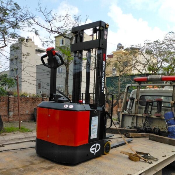 Xe nâng điện stacker ES06-CA